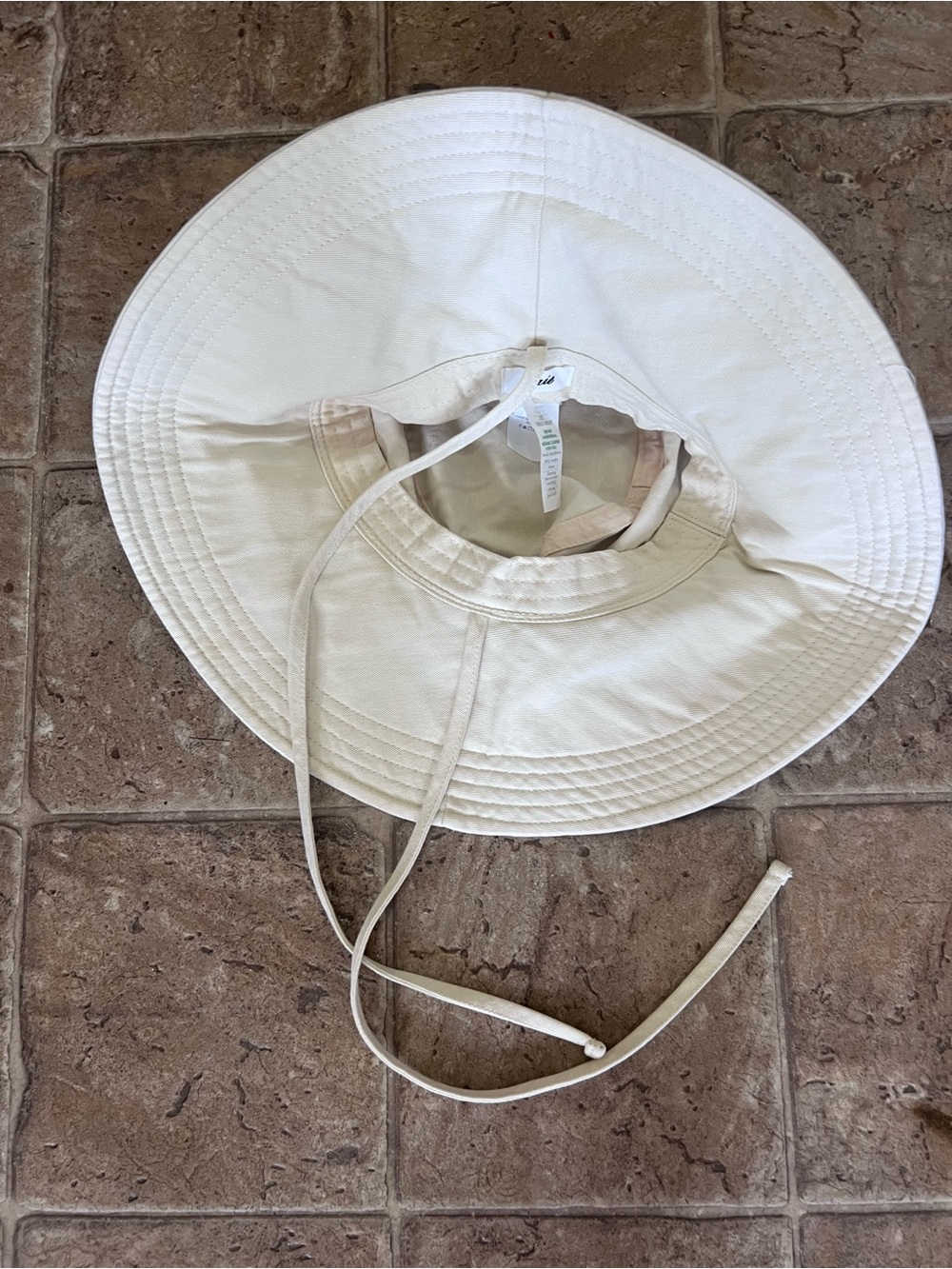 Bucket Sun Hat - Picture 3 of 3